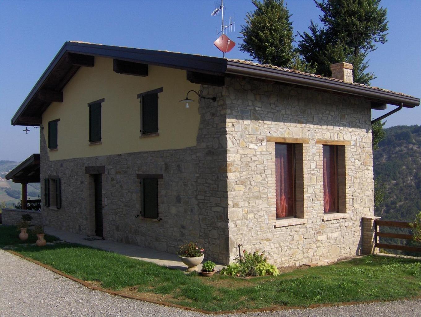 L'Angolo Di Verlano Canossa エクステリア 写真