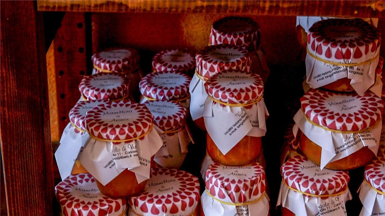 L'Angolo Di Verlano Canossa エクステリア 写真